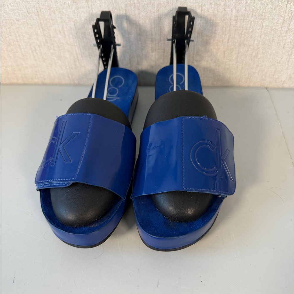 Calvin Klein Women's‎ Black and Blue Slide Sandals